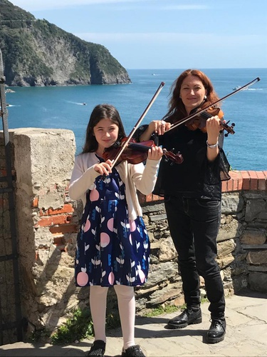 Barbara Andreini magici violini due violini classico elettrico Lucca Musiqua