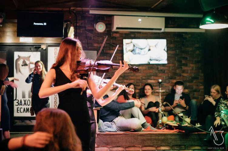 Violinista per la tua festa! Violino per qualsiasi evento! Milano Musiqua